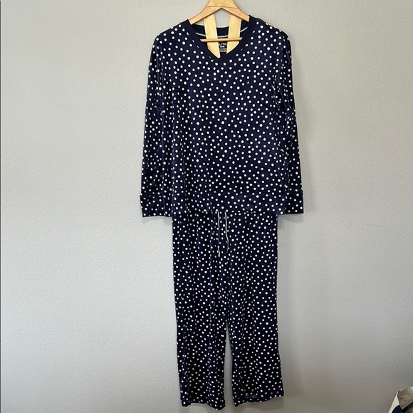 Nautica  Navy Polka‎ Dot Pajama Set Ultra Soft - Picture 1 of 6